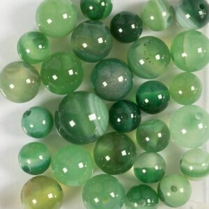 Agat stenperler, diam. 13+15 mm, hulstr. 0,9-1 mm, klar grøn, 28 stk./ 1 pk.