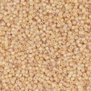 Rocaiperler, nr. 15/0, diam. 1.7 mm, hulstr. 0,5-0,8 mm, mat frost, beige, 25 g/ 1 pk.